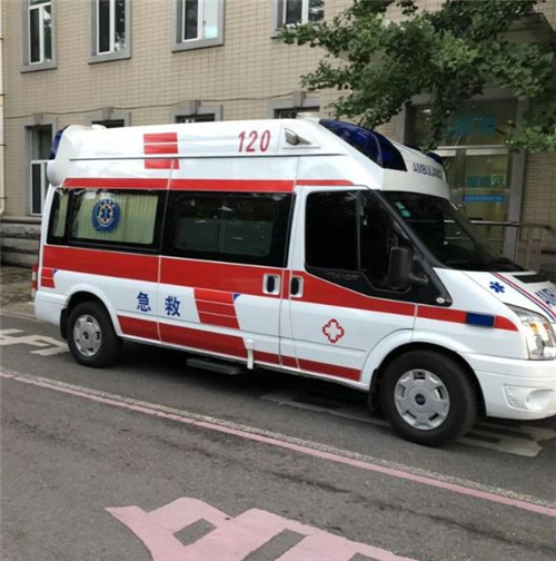 华南热作学院选择我们的救护车出租,开启安心转院之旅